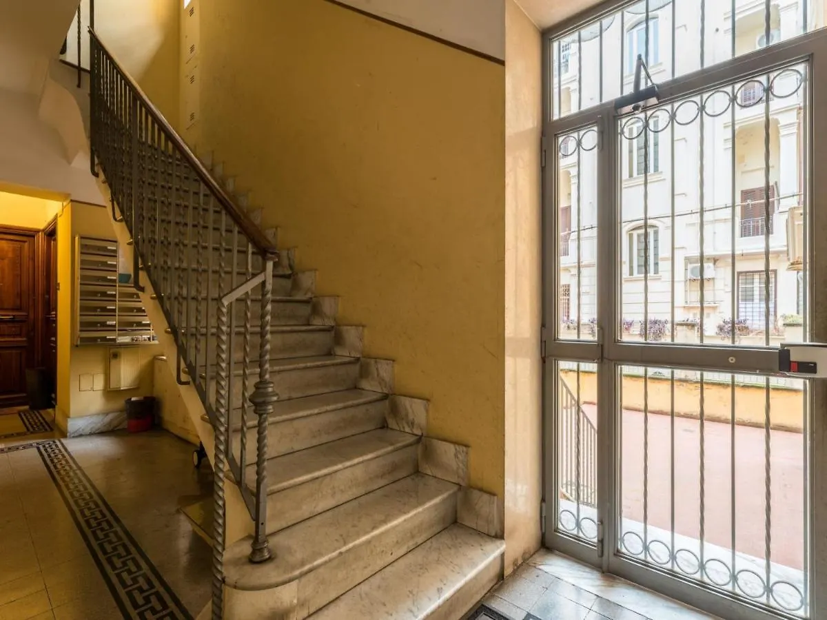 The Best Rent - Sunny Three-Bedroom Apartment Near Ottaviano Metro Stop Rome 0*,