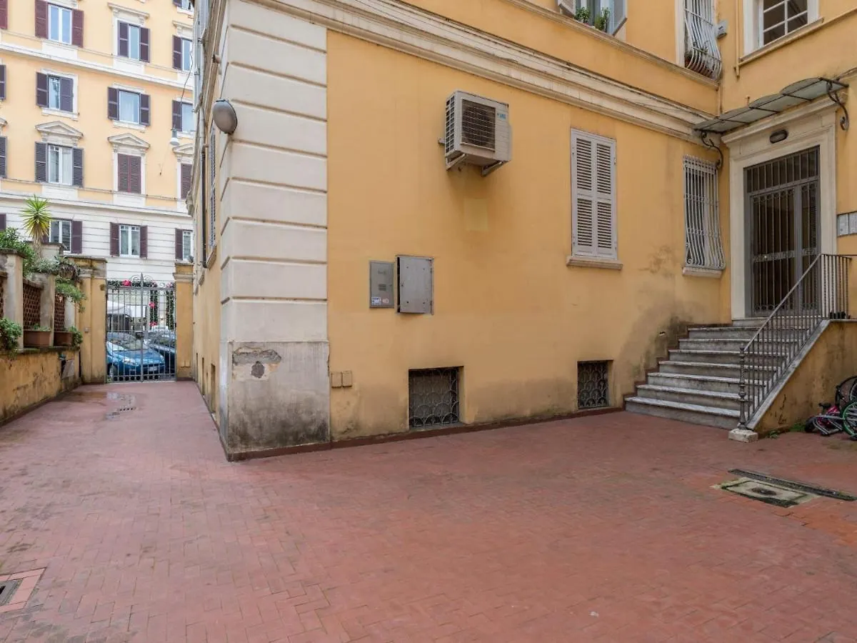 The Best Rent - Sunny Three-Bedroom Apartment Near Ottaviano Metro Stop Rome Italy