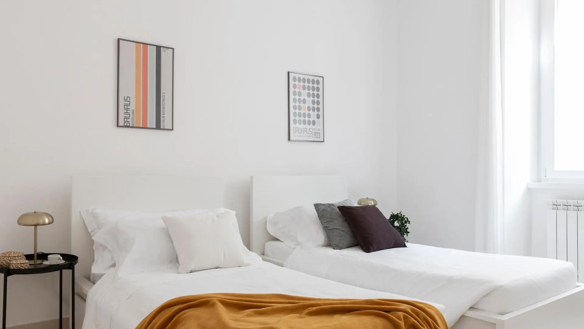 The Best Rent - Sunny Three-Bedroom Apartment Near Ottaviano Metro Stop Rome