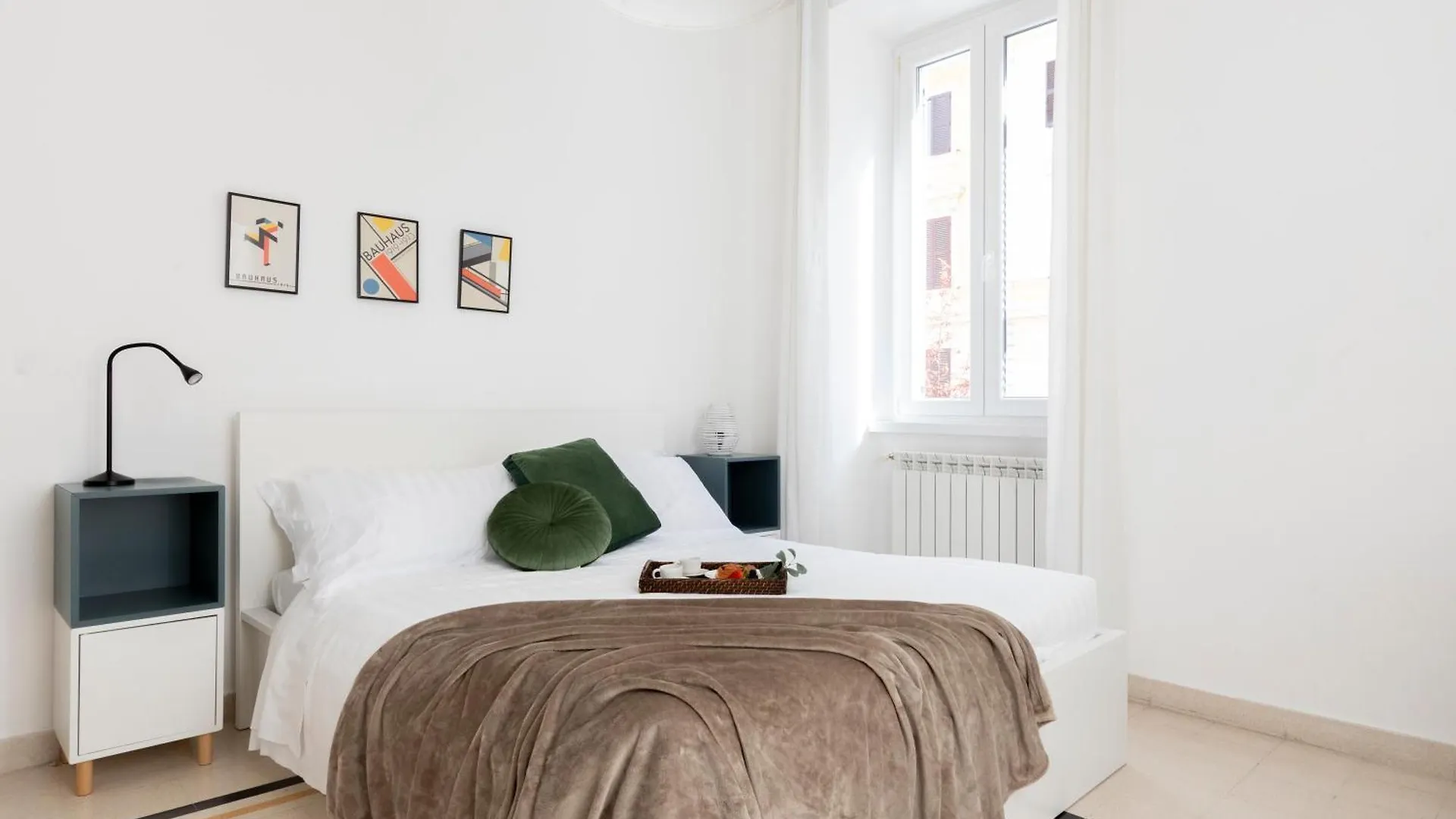 The Best Rent - Sunny Three-Bedroom Apartment Near Ottaviano Metro Stop Rome Italy