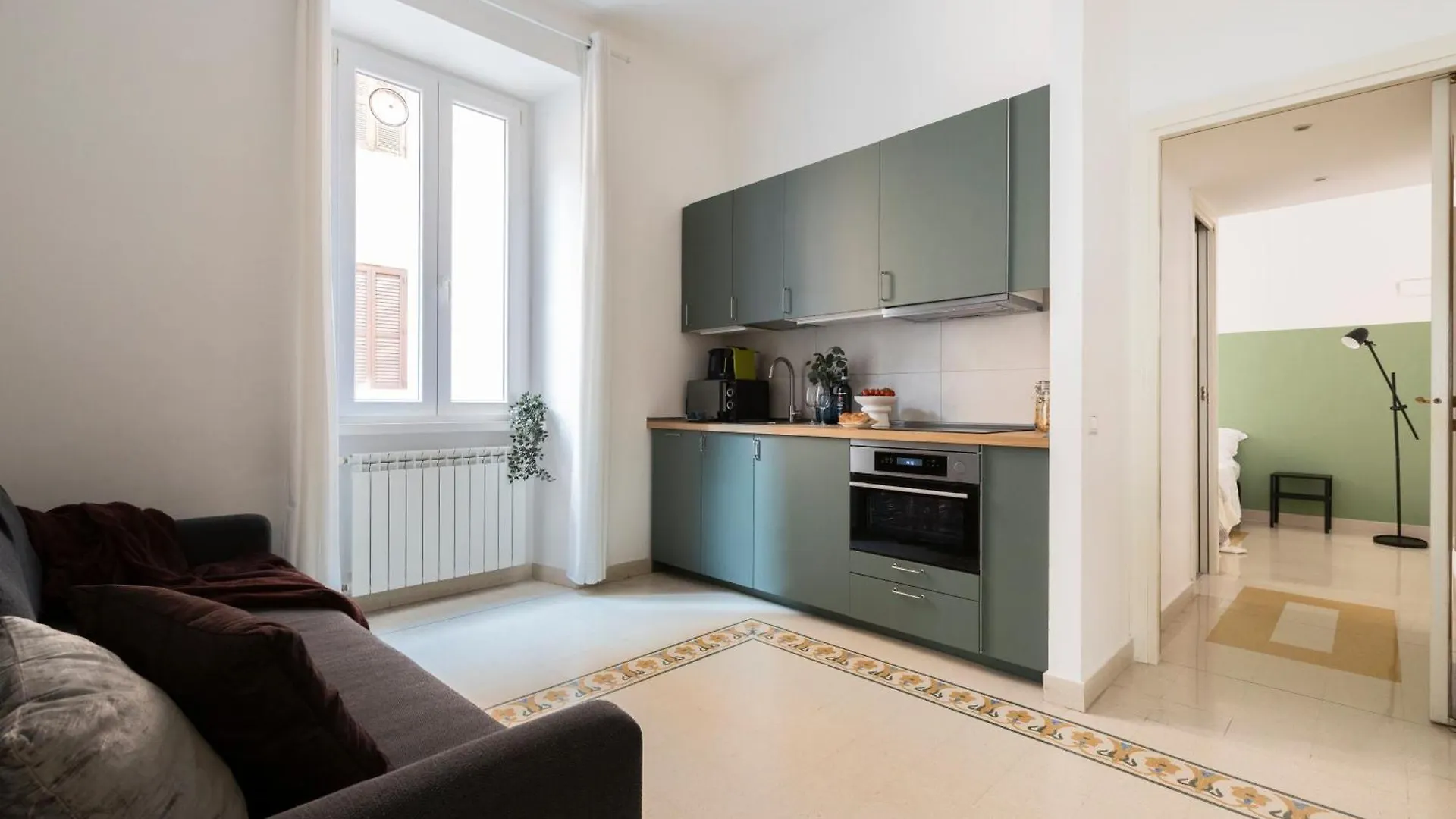 The Best Rent - Sunny Three-Bedroom Apartment Near Ottaviano Metro Stop Rome